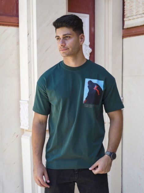 Serves Oversize T-shirt in olive