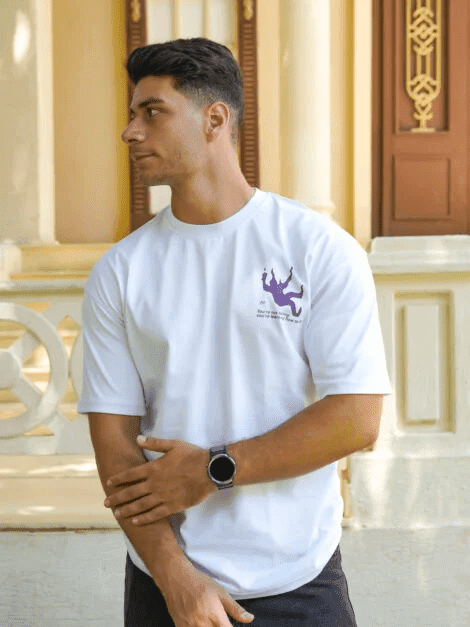 Falling Oversize T-shirt in White